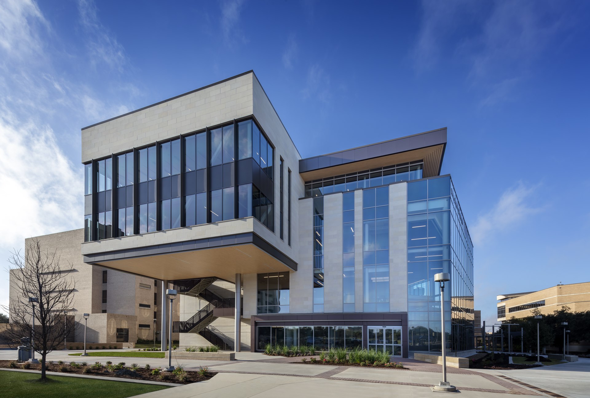 wayne-roberts-85-building-at-texas-a&m-5.jpg