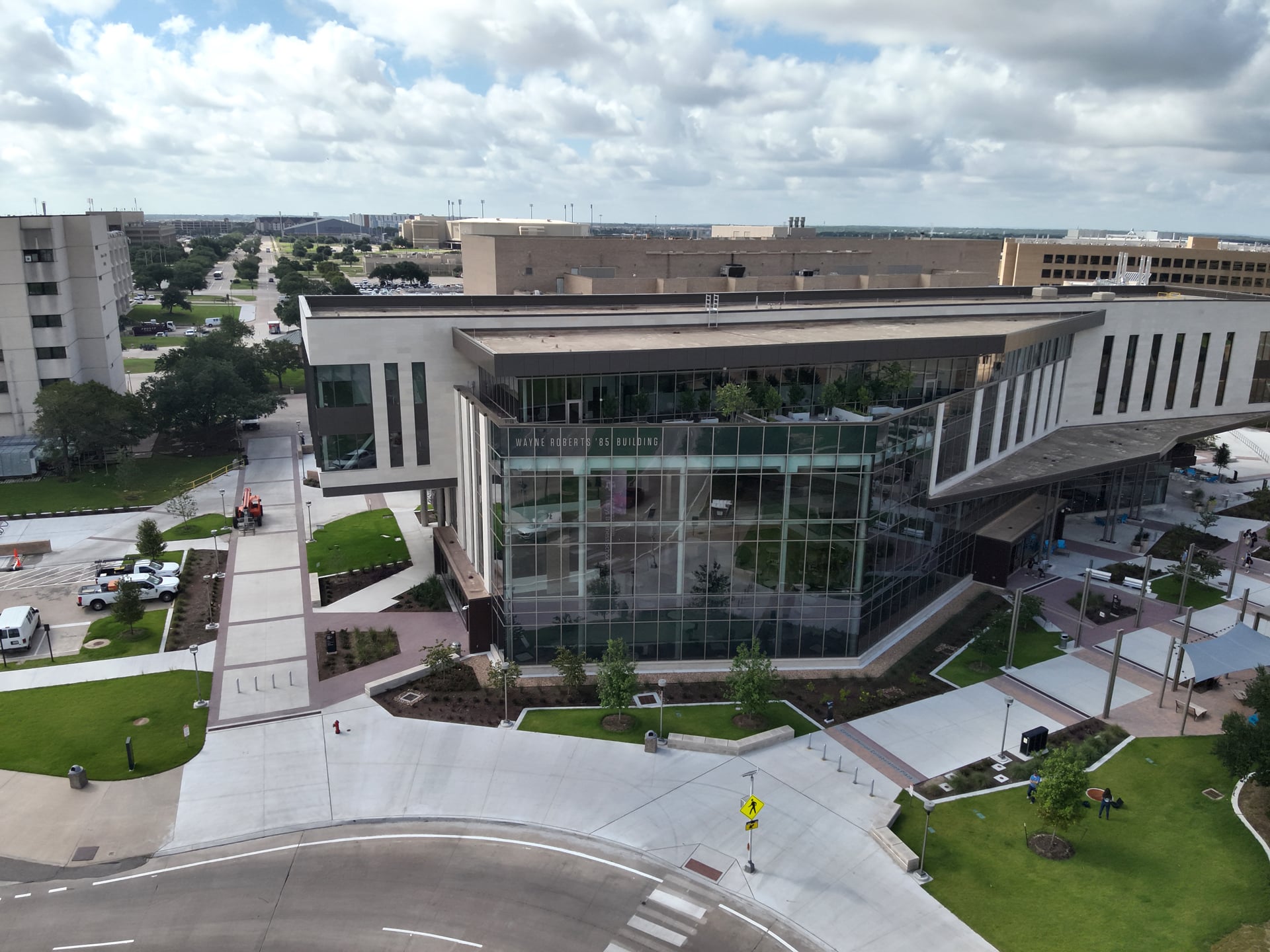 wayne-roberts-85-building-at-texas-a&m-8.jpg